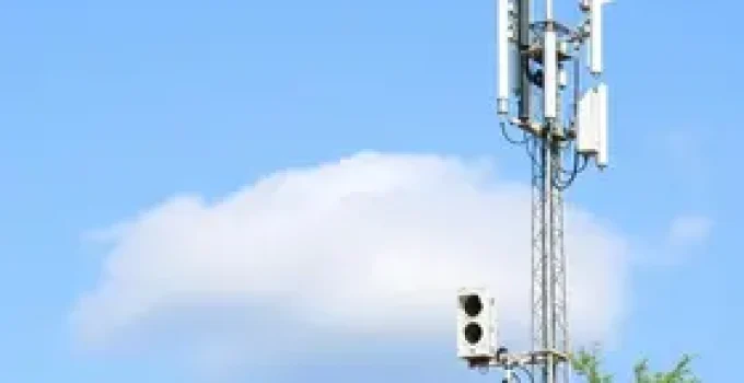 normas locais sobre licença ambiental para instalação de antenas