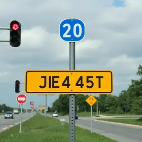 detração nas placas de velocidade