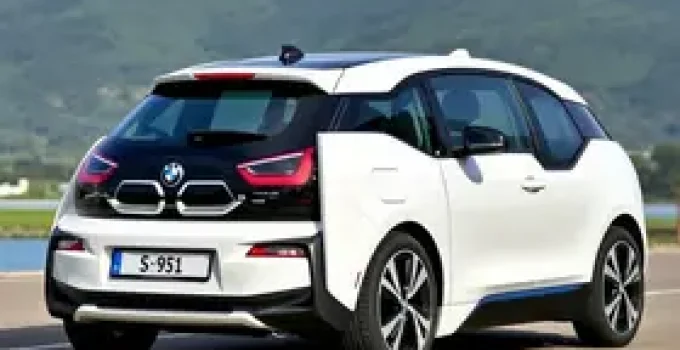 BMW i3
