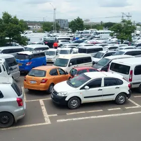 pátio de veículos do Detran