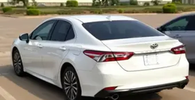 Toyota Camry usado