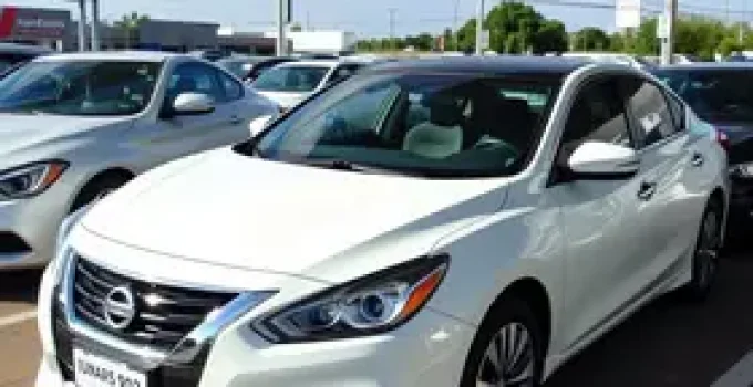 sedãs usados da Nissan