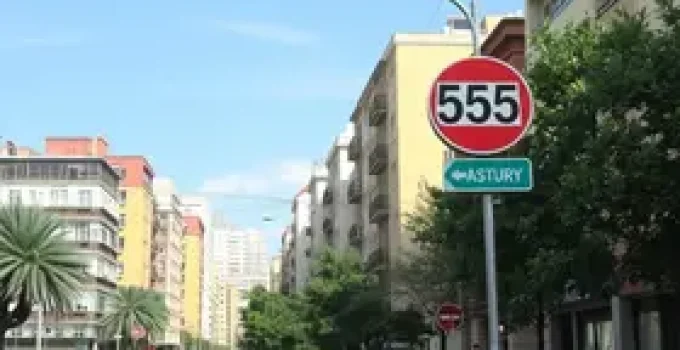 Helena da Asatur 555