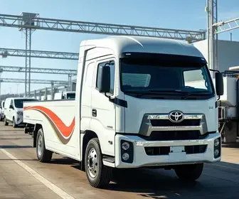 Toyota Hilux híbrida e elétrica